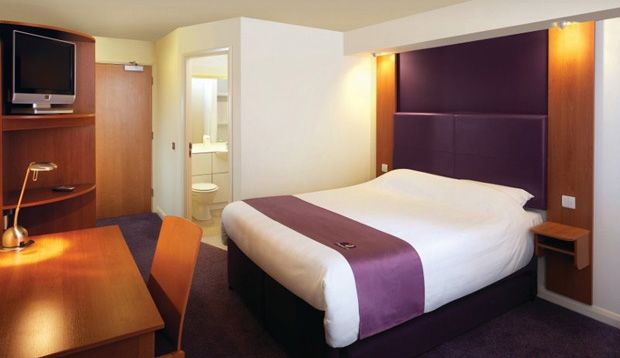 Premier Inn Bracknell Exterior photo
